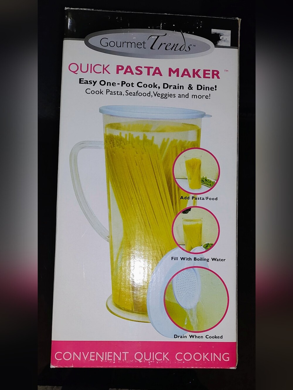 Pasta Cooker with Strainer Lid - Clear/White NEW